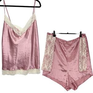Fredericks of Hollywood Plus Size 4X Sexy PJs Pajamas Camisole Shorts Pink Satin